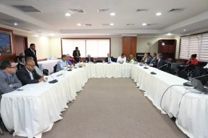 Ley Electoral permitiría a la JCE organizar debates entre candidatos Ley Electoral permitiría a la JCE organizar debates entre candidatos