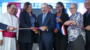 SAN RAFAEL DEL YUMA: Medina inaugura remodelación hospital