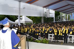 UAPA gradúa 1,164 nuevos profesionales