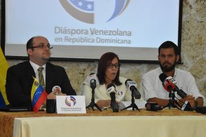 Venezolanos en la RD piden ayuda para regular su estatus migratorio