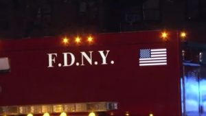 NUEVA YORK: Fuego en edificio deja nueve personas heridas NUEVA YORK: Fuego en edificio deja nueve personas heridas