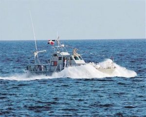 Armada RD y guardacostas buscan lancha iba hacia PR con 20 personas Armada RD y guardacostas buscan lancha iba hacia PR con 20 personas