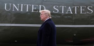 Trump dice investigación de su campaña electoral perjudica a EE.UU.