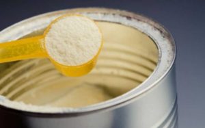 Salud Pública alerta sobre la posible entrada a RD de leche con salmonela