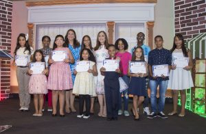 Voluntariado Banreservas premia ganadores pintura Voluntariado Banreservas premia ganadores pintura