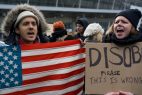 Juez suspende prohibición  de ingreso a refugiados impulsada por D. Trump