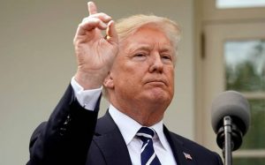 EEUU: Trump acusa a su ex asesor Bannon de haber «perdido la cabeza»