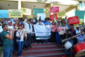 Agrónomos demandan aumento salarial dispuesto por el Presidente Agrónomos demandan aumento salarial dispuesto por el Presidente