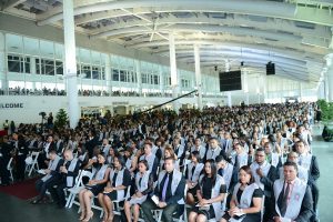 UNICARIBE gradúa 400 nuevos profesionales UNICARIBE gradúa 400 nuevos profesionales