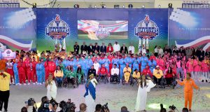 Inauguran VIII Juegos Escolares donde participan 3.000 atletas