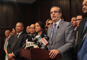 Abinader: Primarias con padrones propios fortalecen a los partidos Abinader: Primarias con padrones propios fortalecen a los partidos