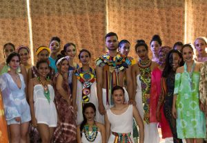 «Africanía» exhibición Escuela Diseño de Modas en Santiago «Africanía» exhibición Escuela Diseño de Modas en Santiago