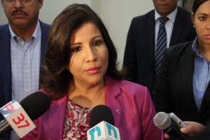 Margarita Cedeño asegura no habrá reelección ni el tema dividirá al PLD Margarita Cedeño asegura no habrá reelección ni el tema dividirá al PLD
