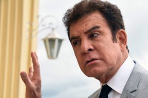 HONDURAS: Nasralla denuncia irregularidades actas electorales