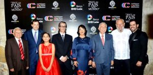 Hay un país en el Mundo: nueva y exitosa identidad nacional al cine Hay un país en el Mundo: nueva y exitosa identidad nacional al cine