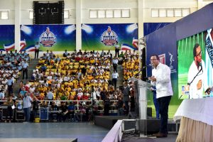 Ministro Educación destaca celebración Juegos Escolares