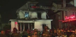 NUEVA YORK: Mujer y tres hijos mueren en incendio casa en Brooklyn NUEVA YORK: Mujer y tres hijos mueren en incendio casa en Brooklyn