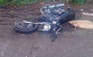 ESPAILLAT: Tres muertos deja un choque camioneta-motocicleta