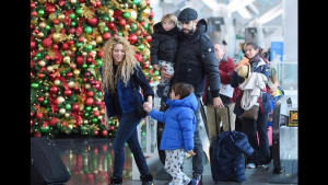 Shakira y Piqué pasean por Nueva York en Navidad