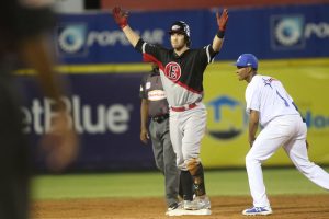 Leones vencen Licey y toman cuarto lugar, Estrellas líderes