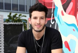 Sebastián Yatra listo para concierto en el hotel Jaragua Sebastián Yatra listo para concierto en el hotel Jaragua