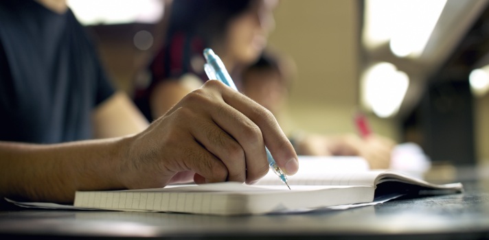 Ofrecen 690 becas para estudiar educación a nivel universitario imagen