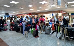 Terminales Aerodom recibirán estas navidades a unos 445 mil viajeros Terminales Aerodom recibirán estas navidades a unos 445 mil viajeros