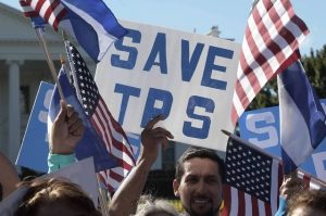 EE.UU deja sin protección migratoria a más de 250.000 salvadoreños