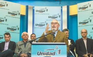 CARACAS: Oposición acusa Gobierno de poner «nudos» a proceso diálogo