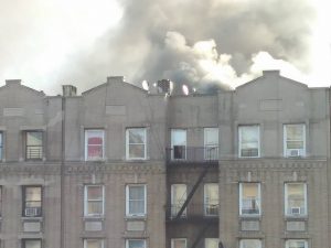 Otro edificio coje fuego en El Bronx; van 3 en una semana