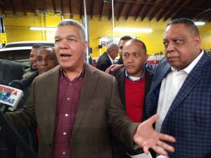 Equipo de Hipólito anuncia apoyo a Fuerte y Sánchez para dirigir PRM Equipo de Hipólito anuncia apoyo a Fuerte y Sánchez para dirigir PRM