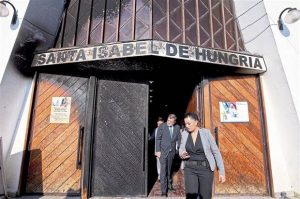 CHILE: Ataques a parroquias causan preocupación antes de visita Papa