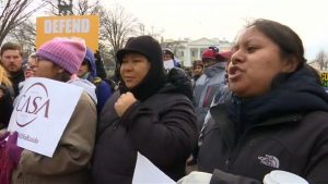 EEUU: Conmoción entre salvadoreños afectados por el final del TPS EEUU: Conmoción entre salvadoreños afectados por el final del TPS