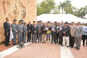 Primera Promoción Cadetes PN rinde honores a Juan Pablo Duarte Primera Promoción Cadetes PN rinde honores a Juan Pablo Duarte