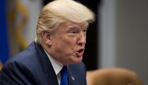 Trump niega haber llamado a Haití y El Salvador «agujeros de mierda» Trump niega haber llamado a Haití y El Salvador «agujeros de mierda»