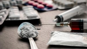 NUEVA YORK: Acusan a once personas por distribución opioides