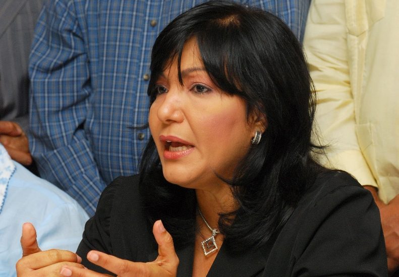 Geanilda advierte base PRM no acatará acuerdo entre Hipólito y Abinader imagen