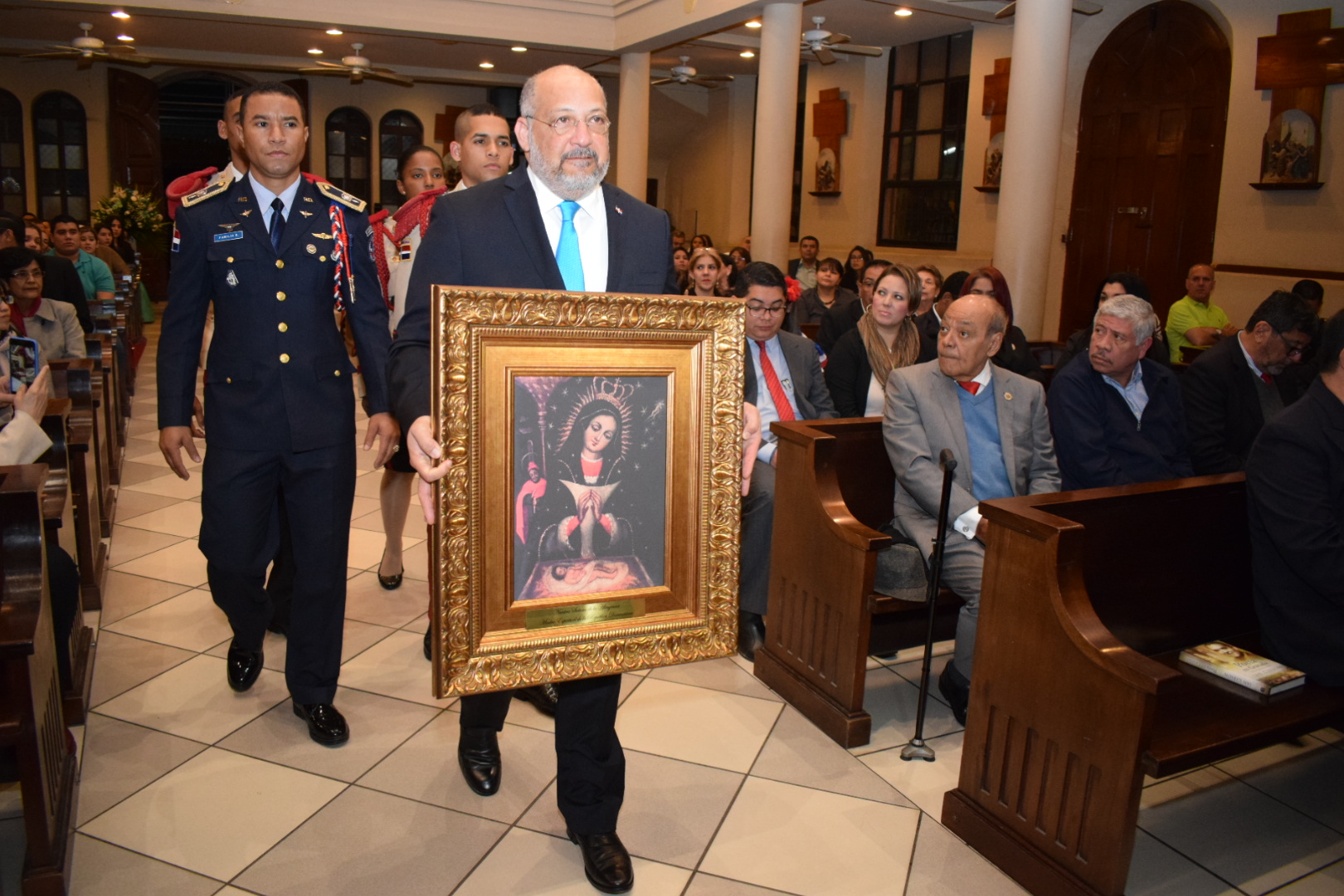 HONDURAS: Embajada dominicana rinde tributo a virgen de la Altagracia imagen