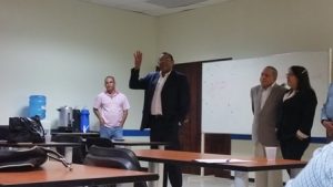 Politólogo asegura partidos no representan intereses del pueblo