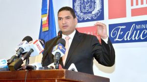 MINERD llama docentes participar en proceso selección de directores