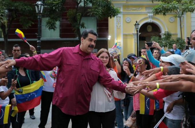 Maduro: EEUU presiona para destruir proceso de diálogo venezolano en RD imagen
