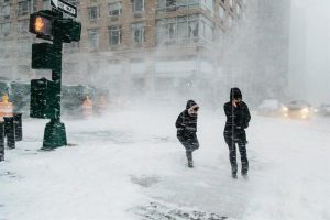 Nueva York recupera el ritmo tras tormenta, aunque a espera frío polar