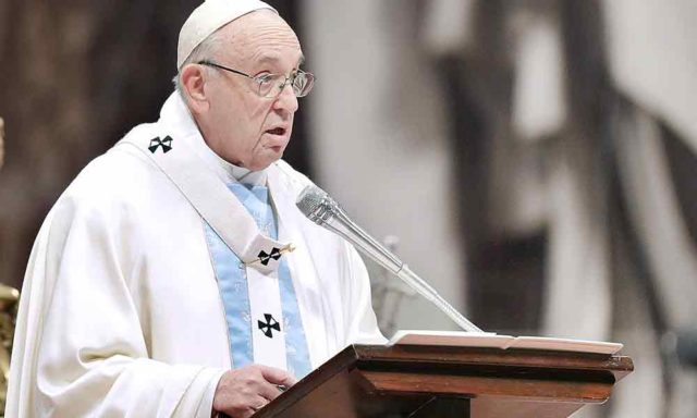 El Papa se disculpa por haber pedido pruebas a víctimas de sacerdotes imagen