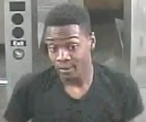 Policía ofrece US$2,500 para capturar asaltante