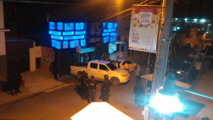 Autoridades continúan allanando propiedades de Maconi en Barahona