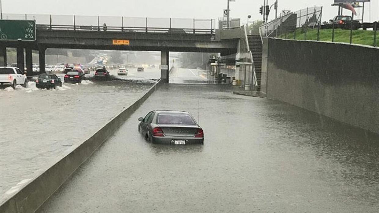 EEUU: Al menos 5 personas mueren en California por las intensas lluvias imagen