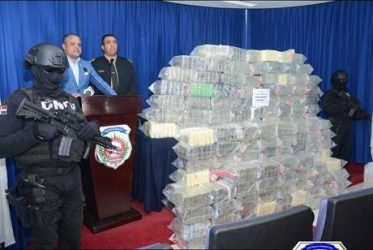 Identifican a criollos y extranjeros implicados en 1.570 kilos de cocaína