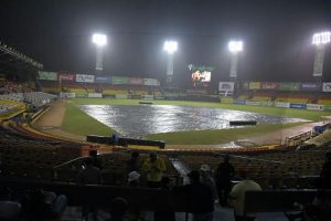 Vuelven a posponer por lluvia cuarto juego serie final beisbol Vuelven a posponer por lluvia cuarto juego serie final beisbol