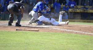 Aguilas y Licey dividen honores; definirán hoy campeón del beisbol Aguilas y Licey dividen honores; definirán hoy campeón del beisbol