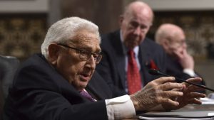 Kissinger y Schultz advierten de creciente peligro armas nucleares Kissinger y Schultz advierten de creciente peligro armas nucleares